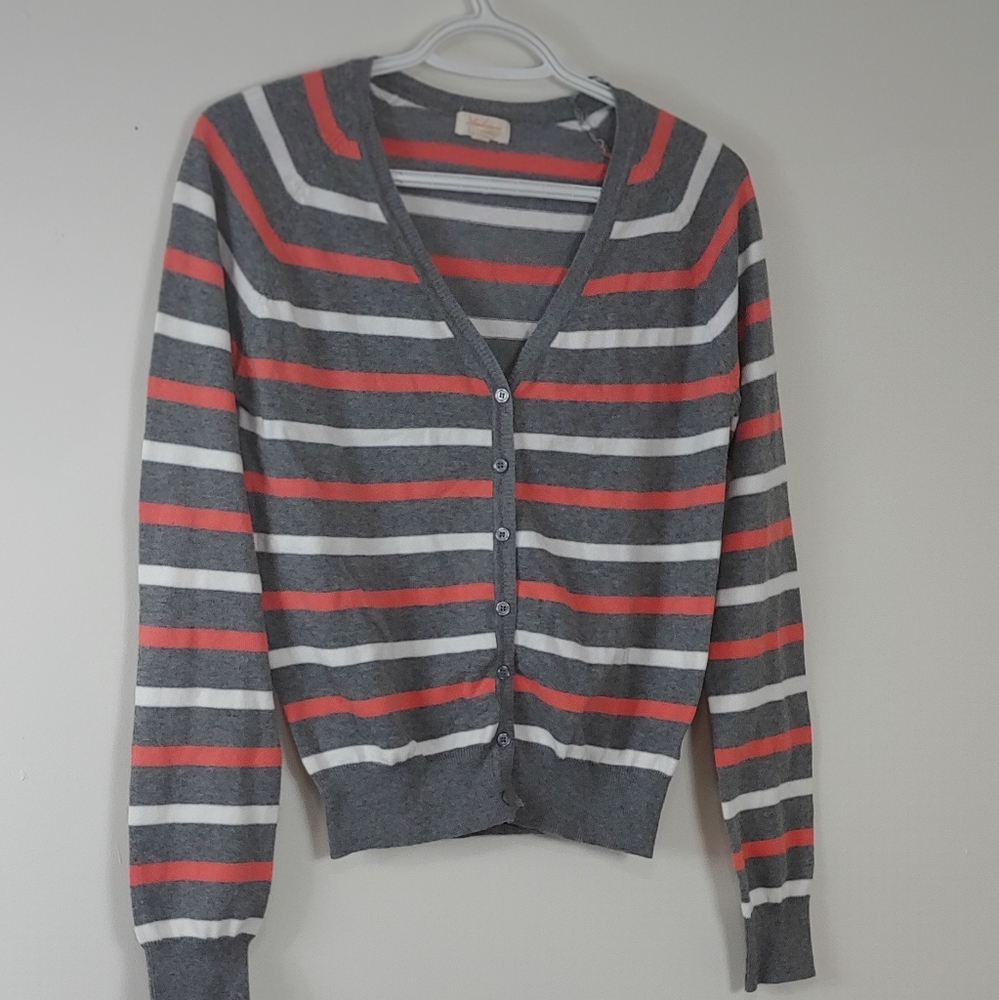 Striped cardigsn